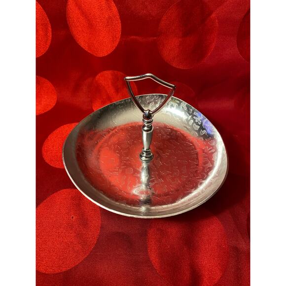 Kensington Moire Aluminum Tidbit tray w handle on pedestal silver tone 8 in. EUC - Picture 2 of 16